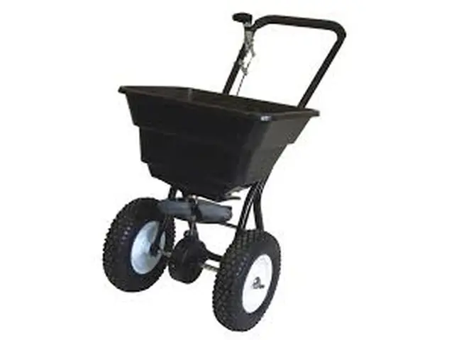 Garden Fertiliser Spreader for Hire
